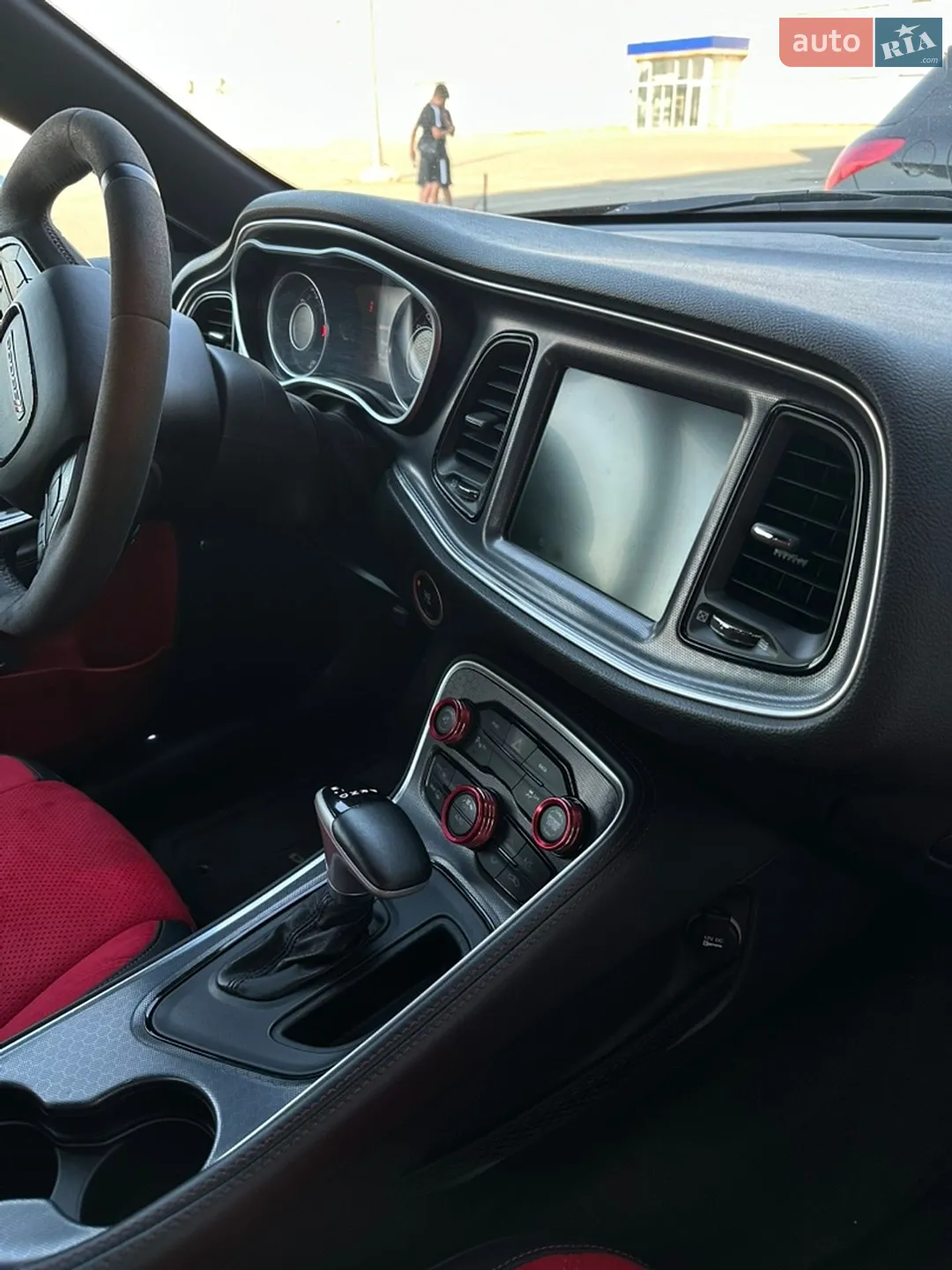 2015 Dodge Challenger - мініатюра 18