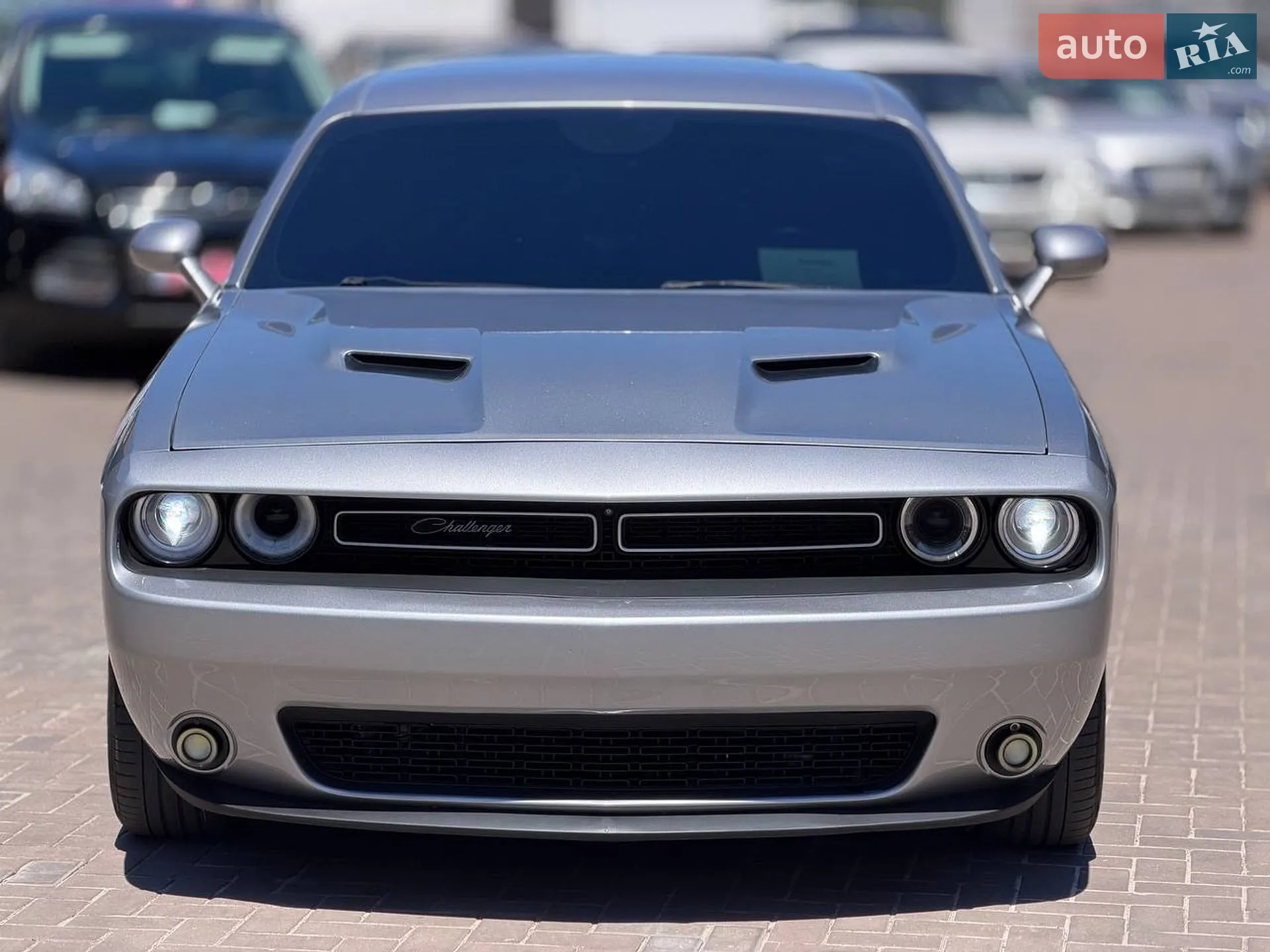 2015 Dodge Challenger - мініатюра 2