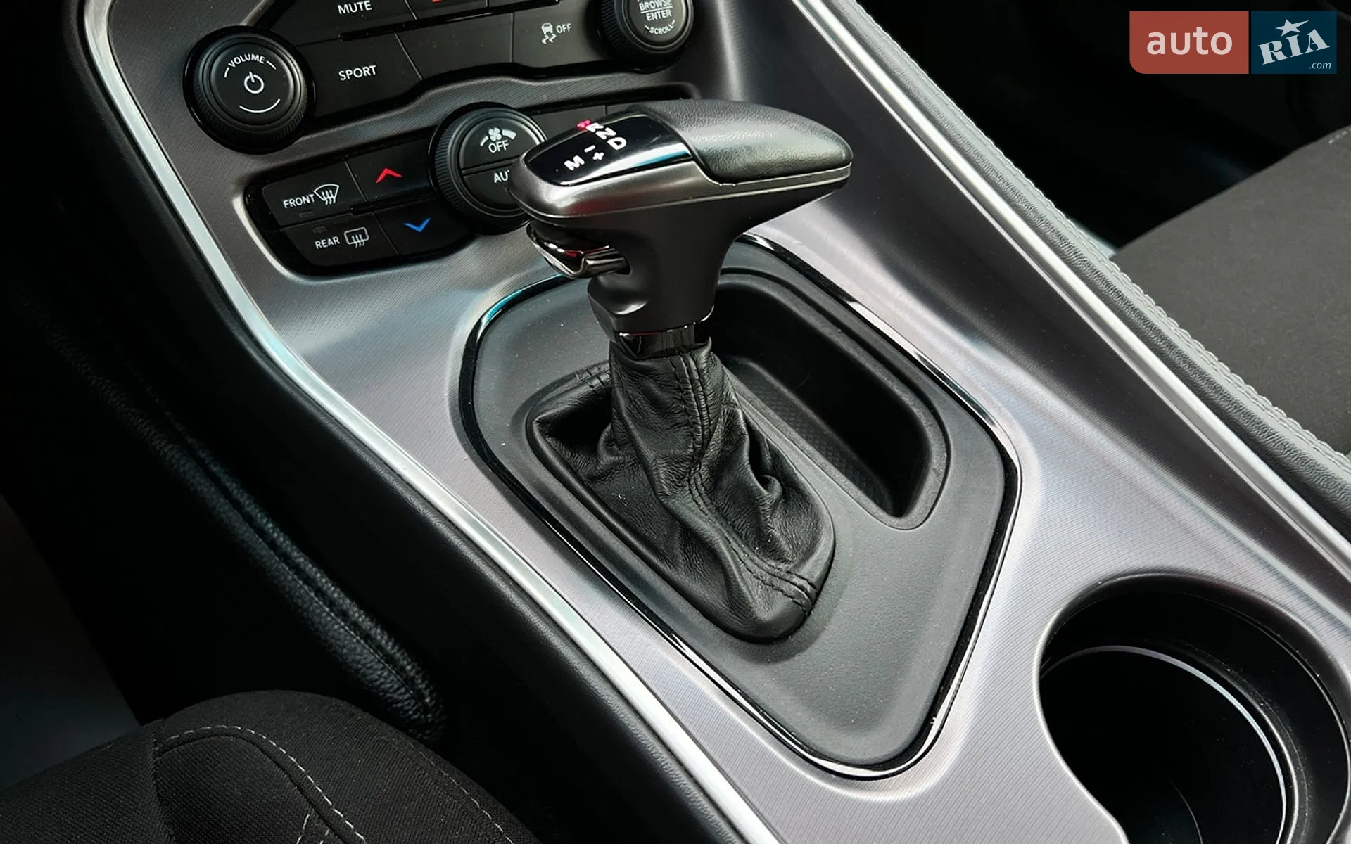 2020 Dodge Challenger - мініатюра 17