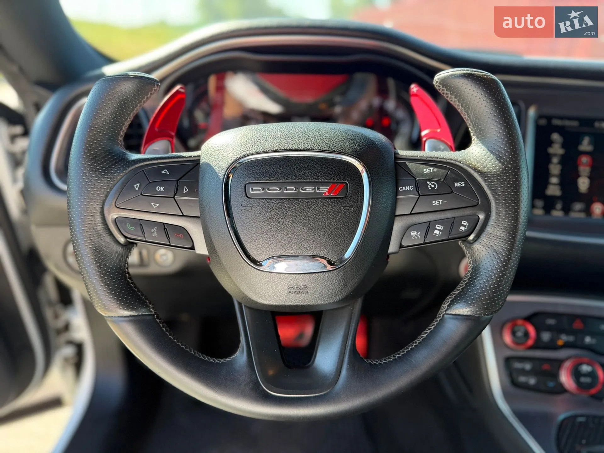 2016 Dodge Challenger - мініатюра 11