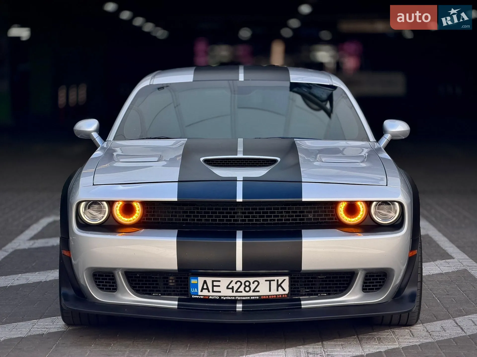 2020 Dodge Challenger - мініатюра 2