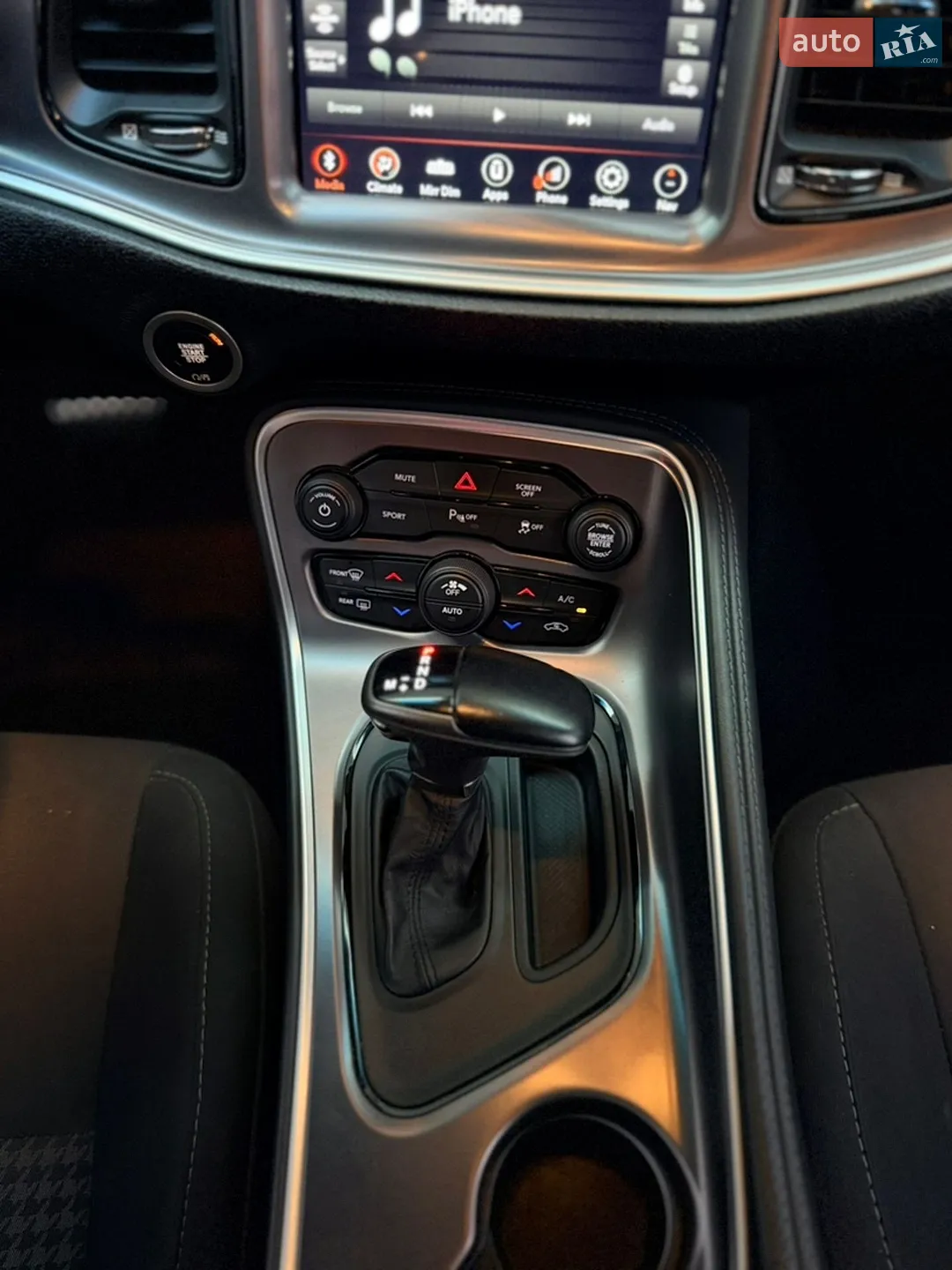 2020 Dodge Challenger - мініатюра 21