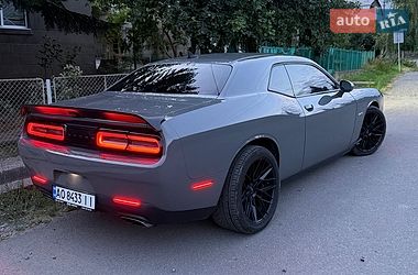 Купе Dodge Challenger 2018 в Ужгороді