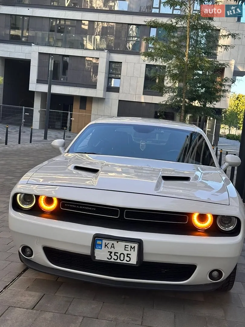 2018 Dodge Challenger - мініатюра 7