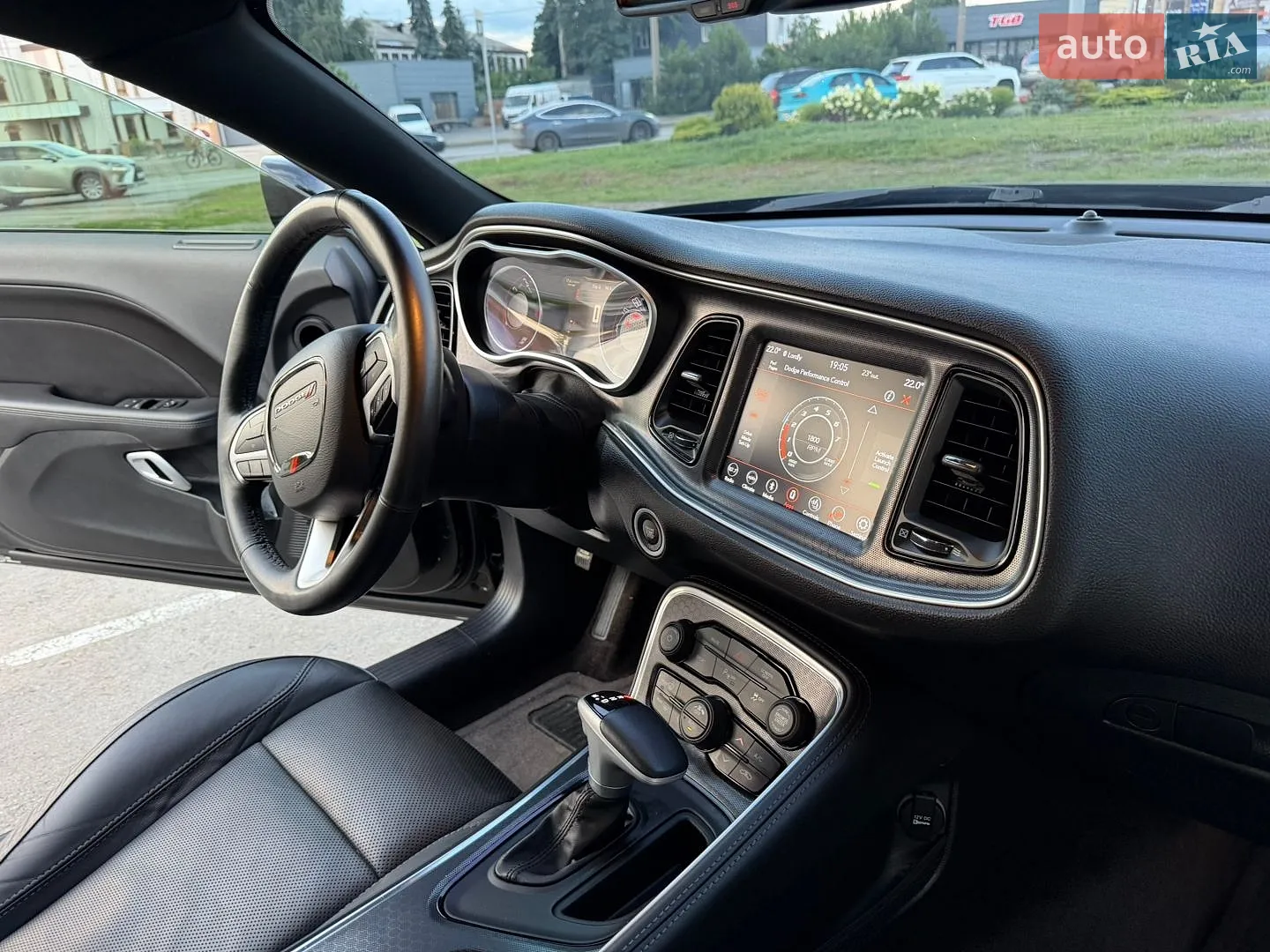 2018 Dodge Challenger - мініатюра 25