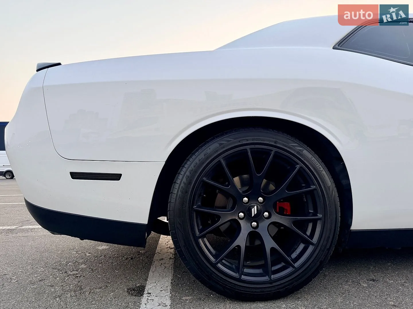 2017 Dodge Challenger - мініатюра 5