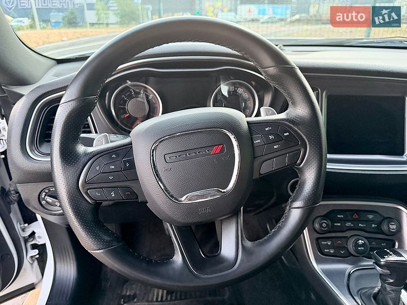 Купе Dodge Challenger 2017 в Києві