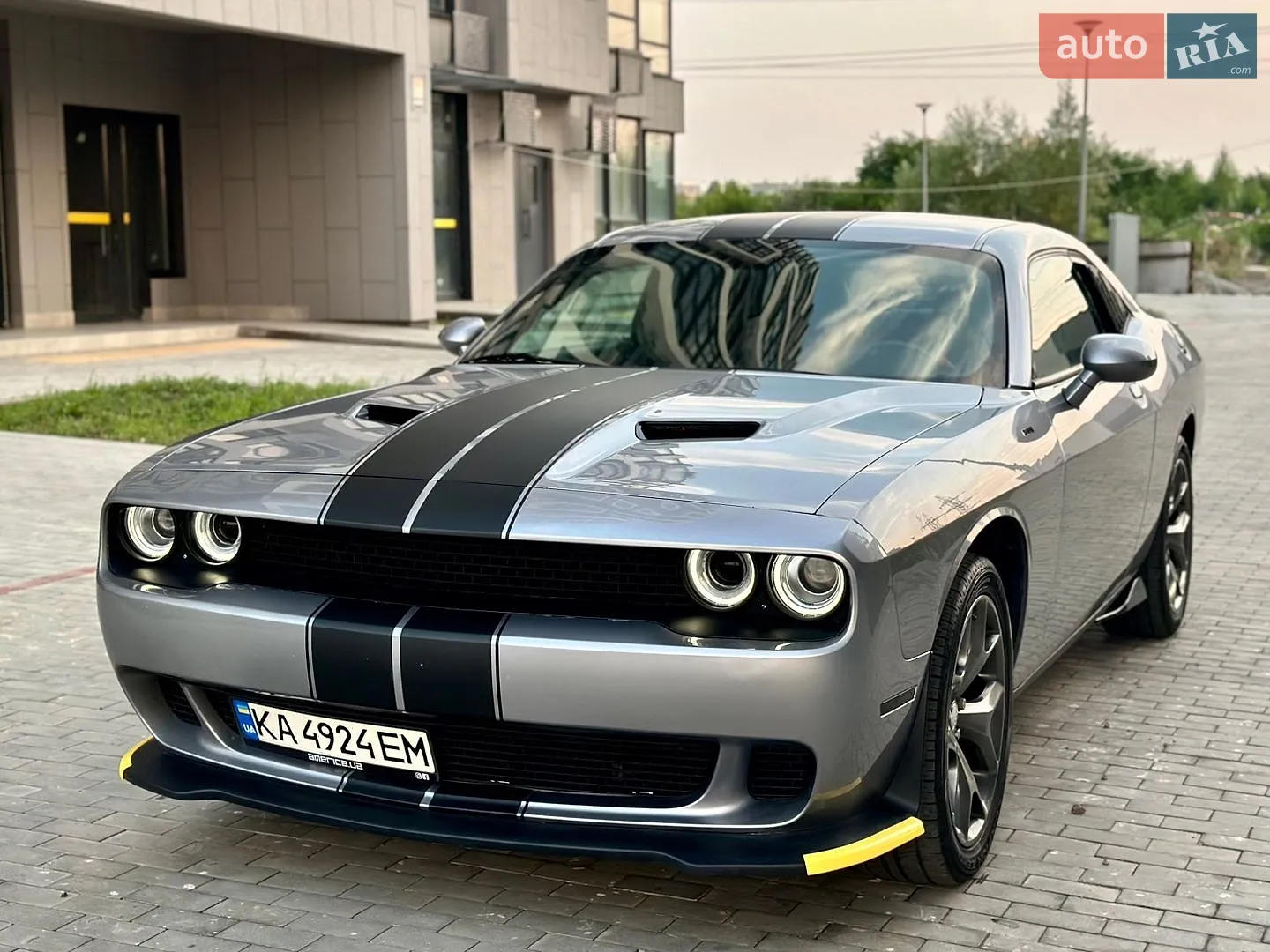 2016 Dodge Challenger - мініатюра 4