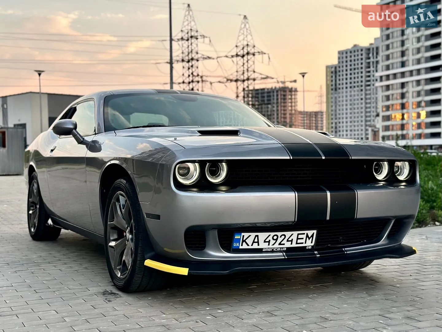 2016 Dodge Challenger - мініатюра 11