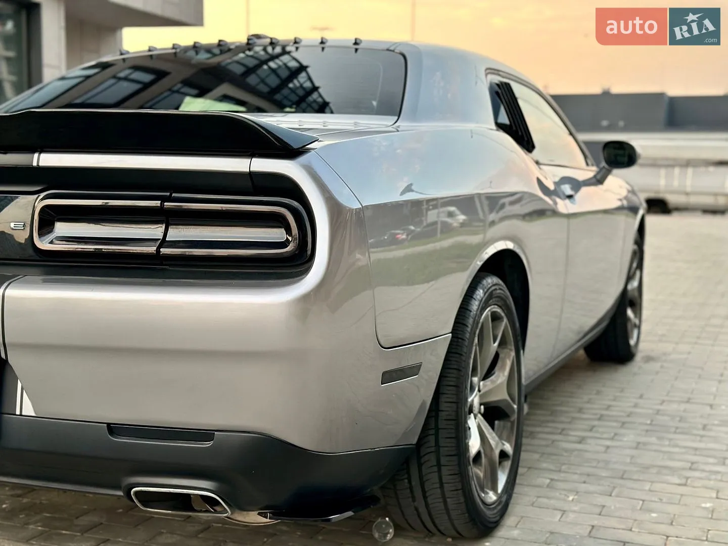 2016 Dodge Challenger - мініатюра 23