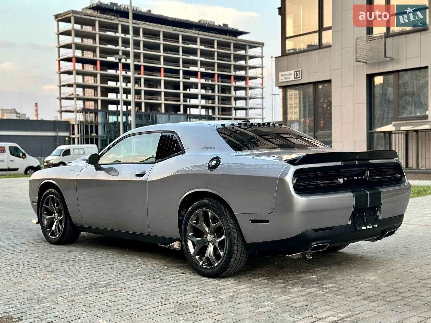 2016 Dodge Challenger - мініатюра 16