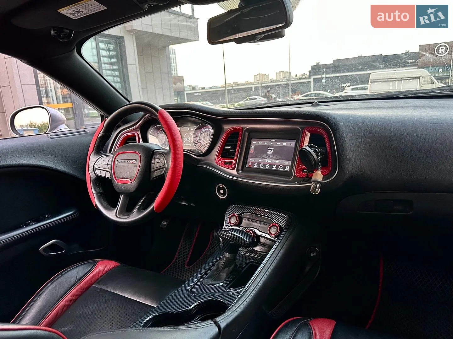 2016 Dodge Challenger - мініатюра 32