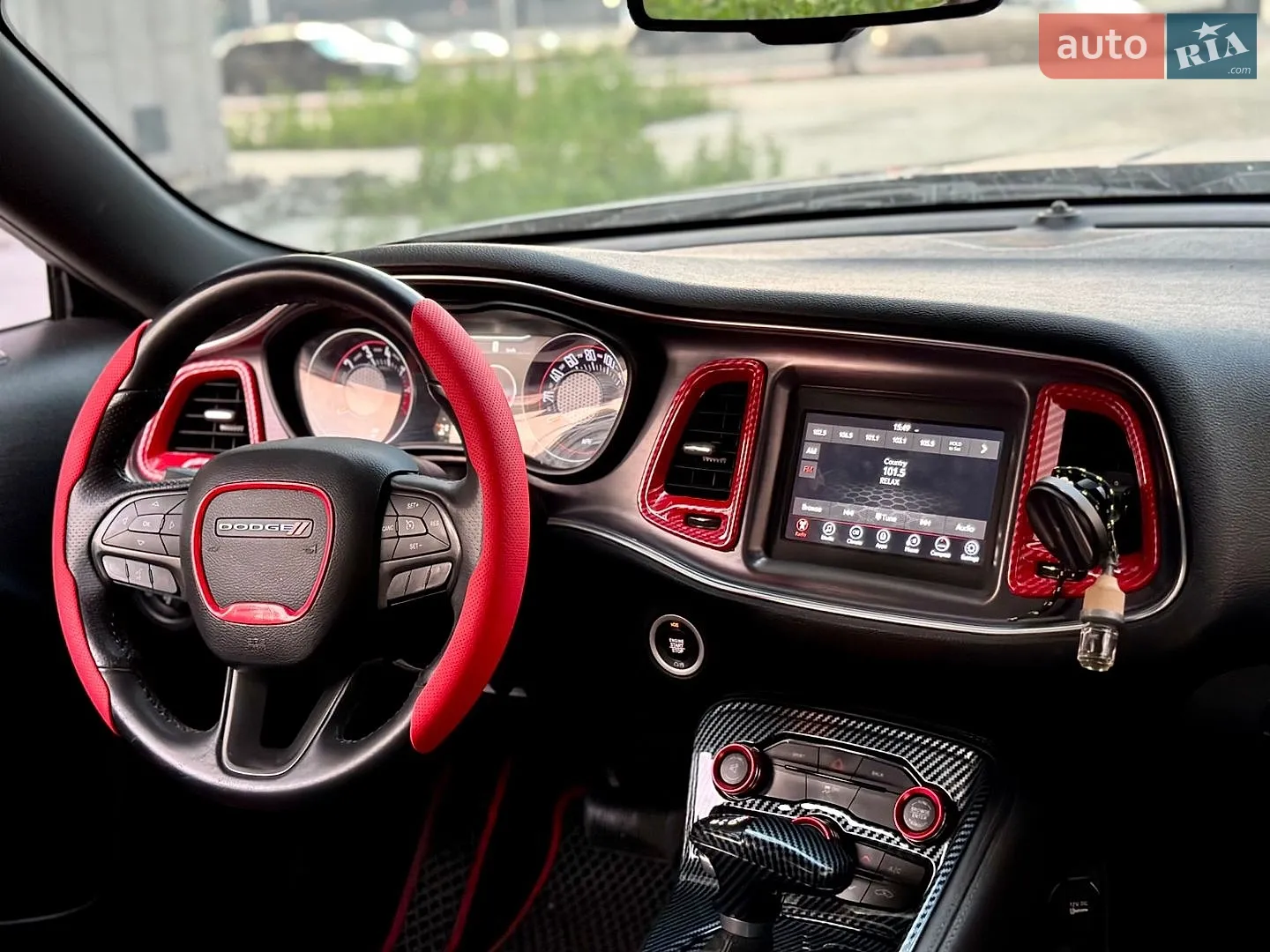 2016 Dodge Challenger - мініатюра 34