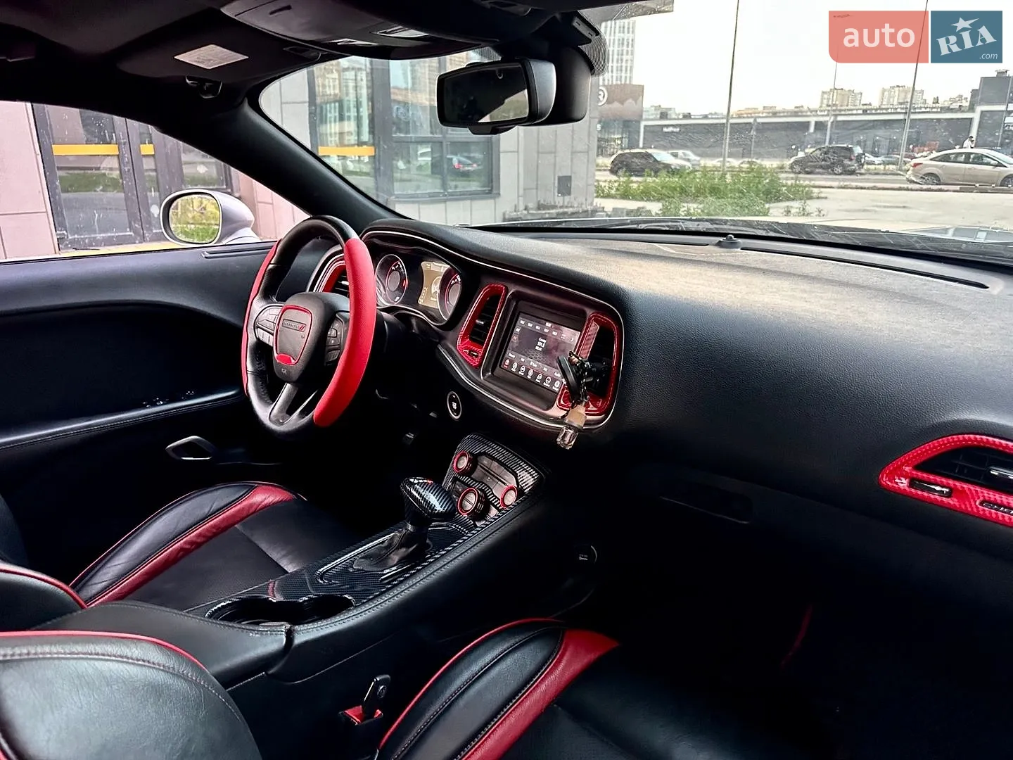 2016 Dodge Challenger - мініатюра 36