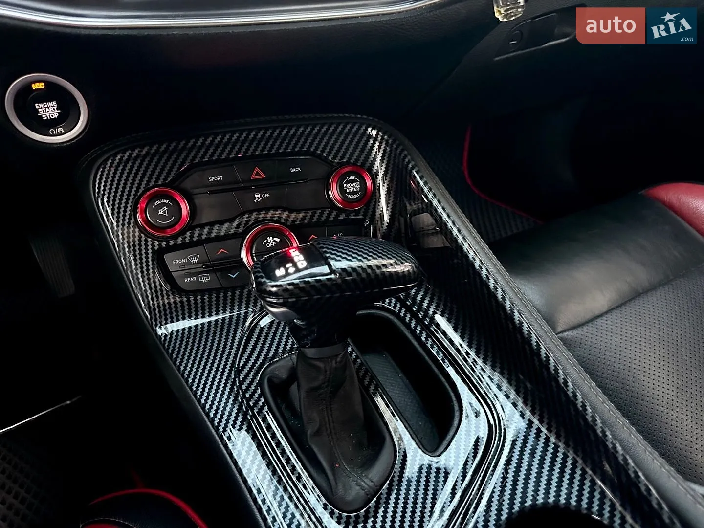 2016 Dodge Challenger - мініатюра 41