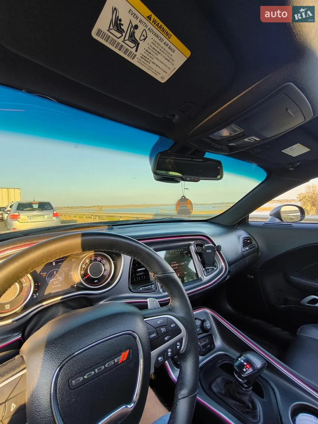 2015 Dodge Challenger - мініатюра 11