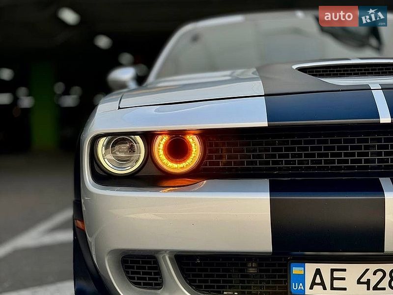 Купе Dodge Challenger 2020 в Киеве