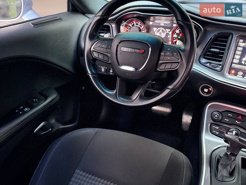 Купе Dodge Challenger 2020 в Киеве