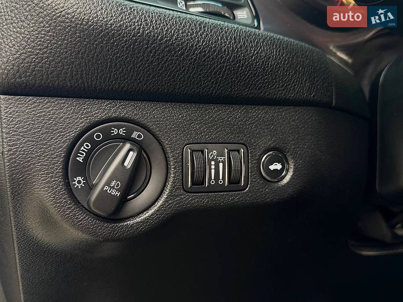 Купе Dodge Challenger 2020 в Киеве