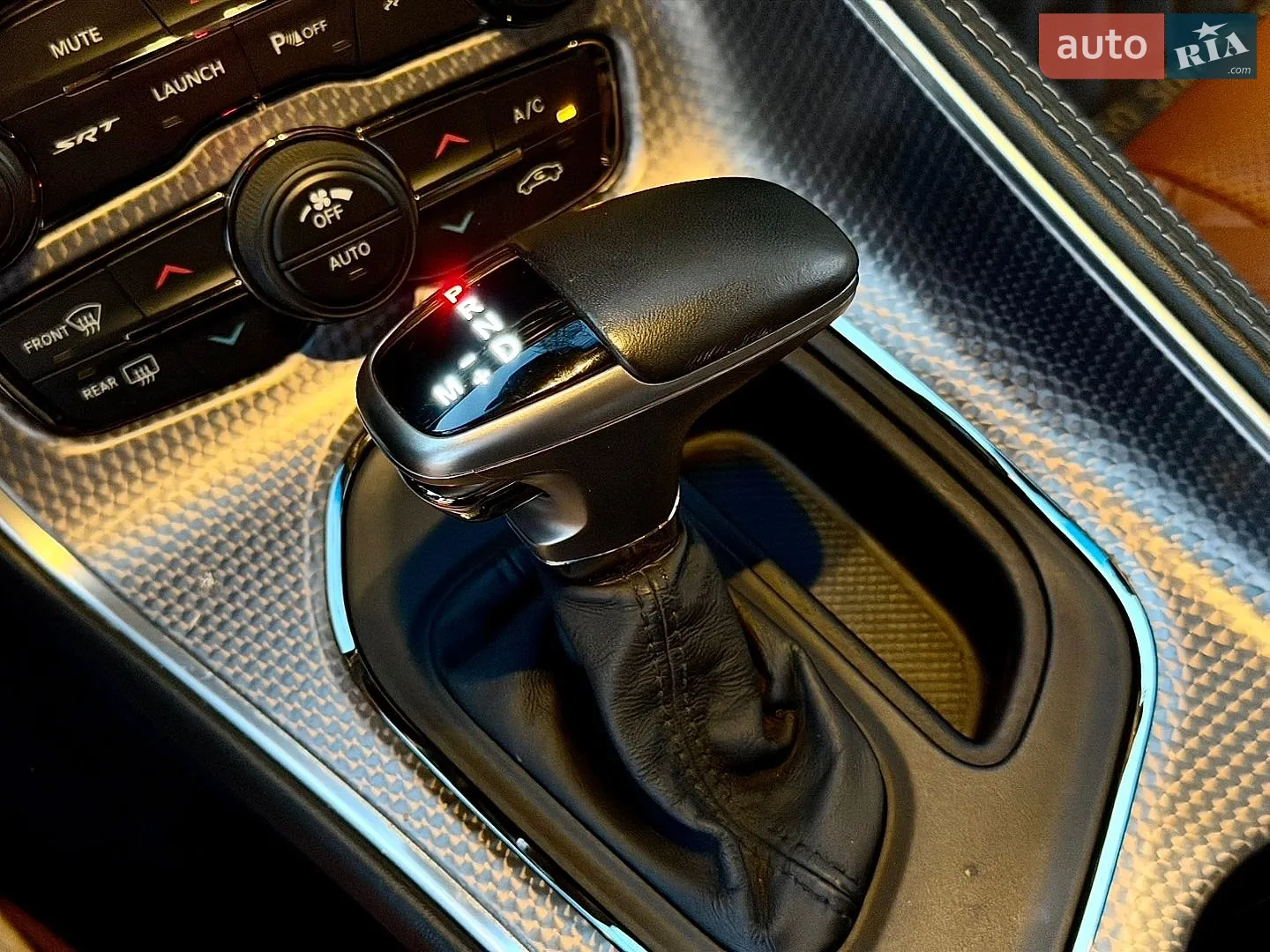 2019 Dodge Challenger - мініатюра 26