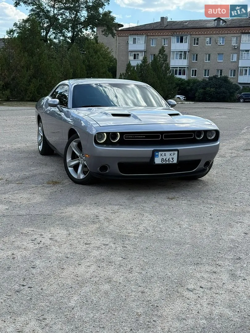 2015 Dodge Challenger - мініатюра 2