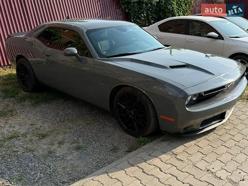 Dodge Challenger 2018