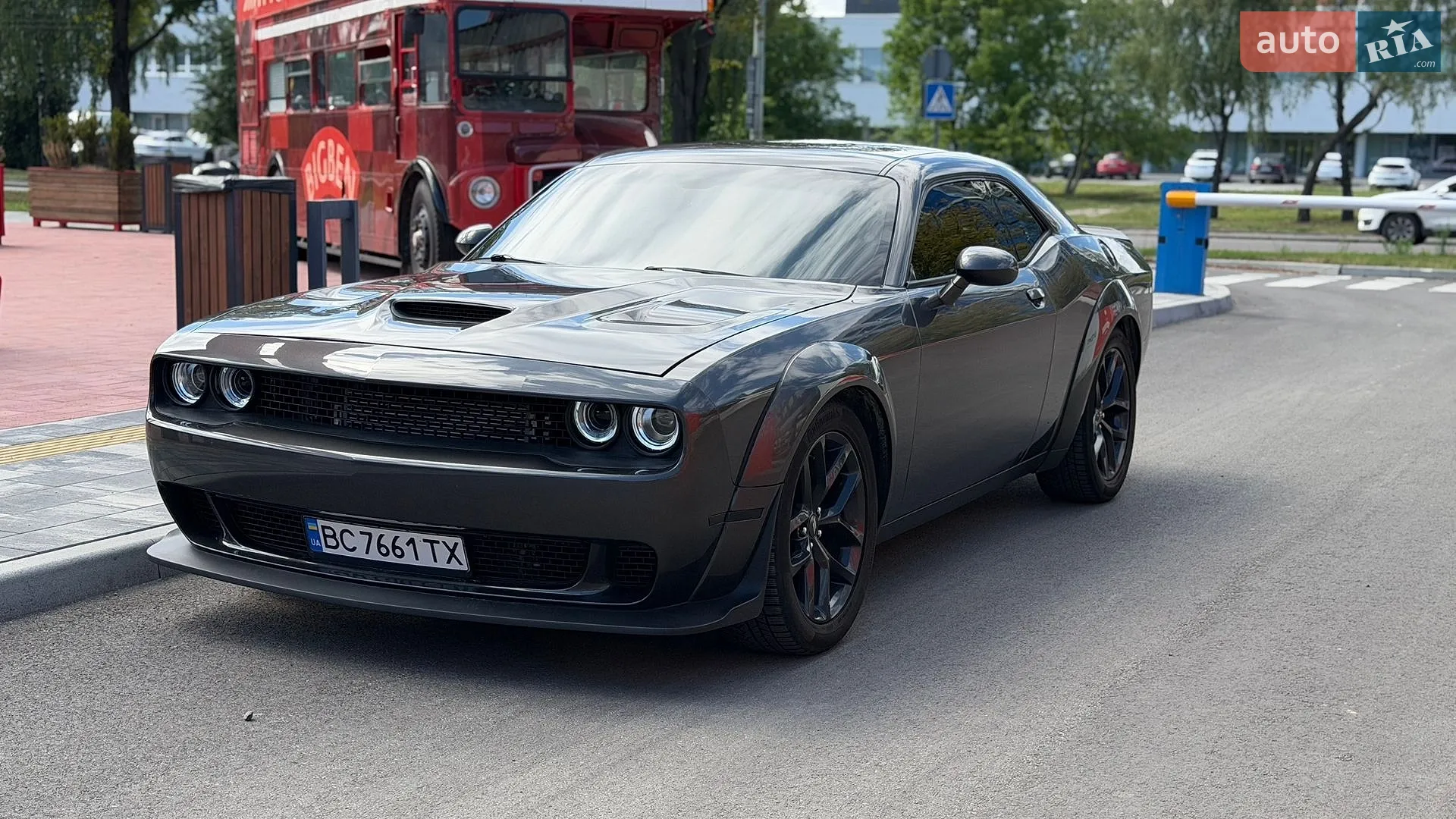 2020 Dodge Challenger - мініатюра 2