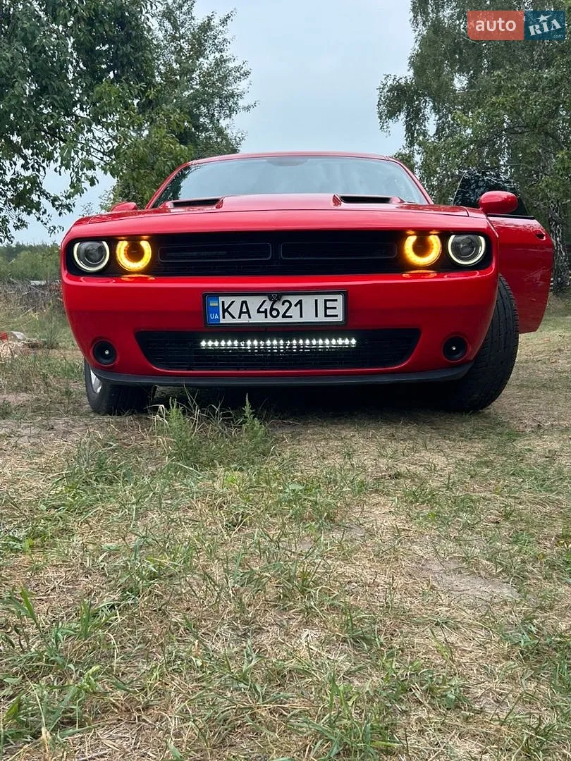 2015 Dodge Challenger - мініатюра 8