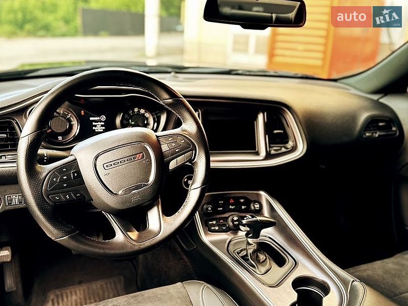 Купе Dodge Challenger 2018 в Кривому Розі