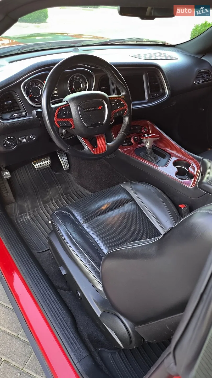 2016 Dodge Challenger - мініатюра 35