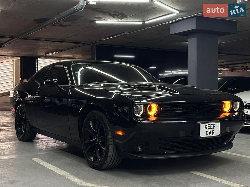Купе Dodge Challenger 2017 в Одесі