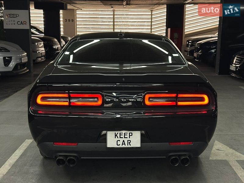 Купе Dodge Challenger 2017 в Одесі