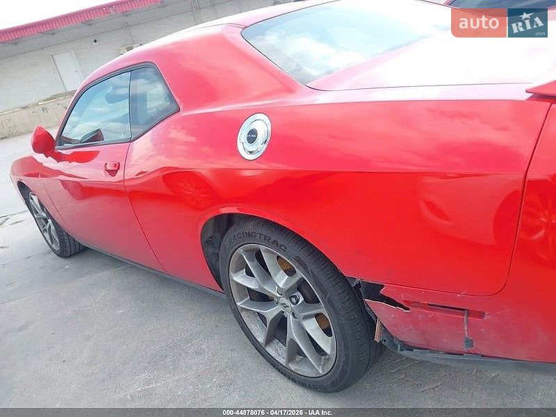 Купе Dodge Challenger 2022 в Виннице