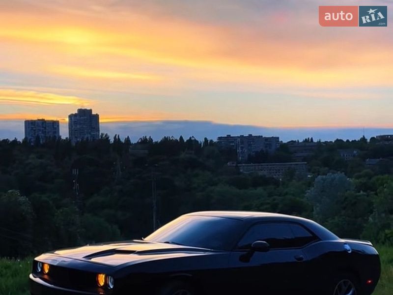 Dodge Challenger 2016