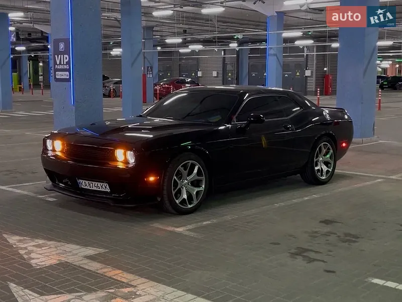 Dodge Challenger