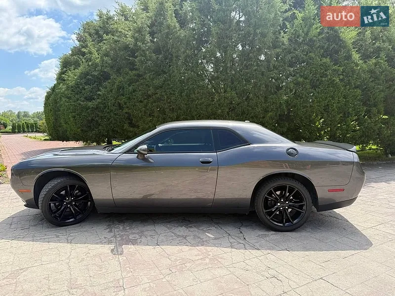 Dodge Challenger 2016