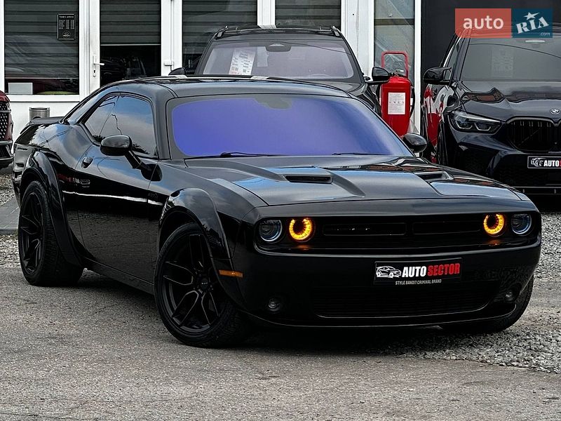 Купе Dodge Challenger 2016 в Харкові