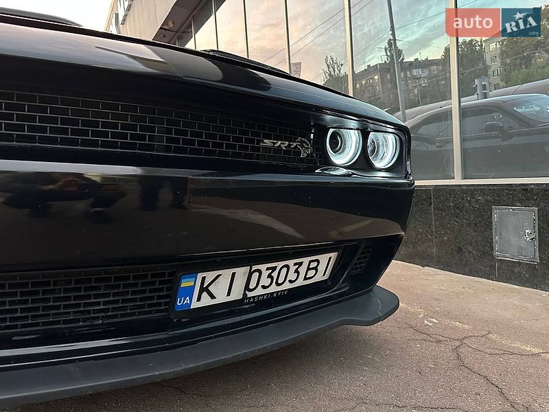 Купе Dodge Challenger 2019 в Києві
