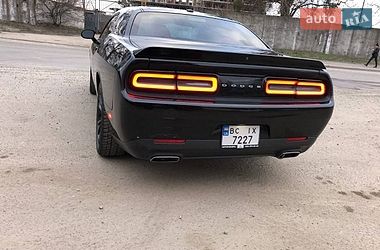 Купе Dodge Challenger 2018 в Львове