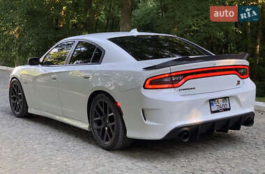 Седан Dodge Charger 2018 в Черновцах