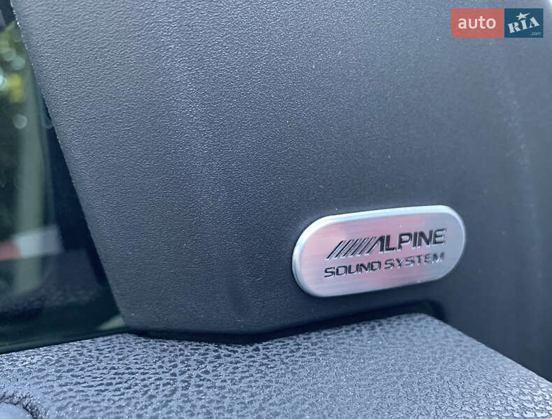 Седан Dodge Charger 2018 в Чернівцях
