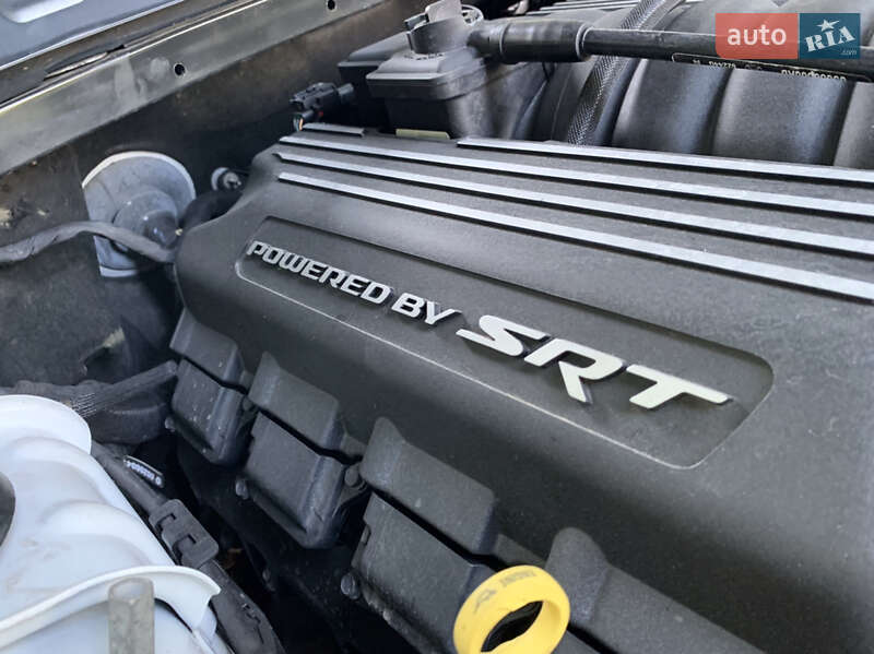 Седан Dodge Charger 2018 в Чернівцях