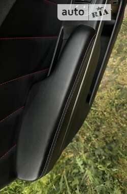 Седан Dodge Charger 2018 в Измаиле