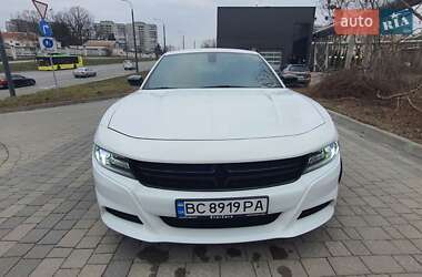Седан Dodge Charger 2017 в 