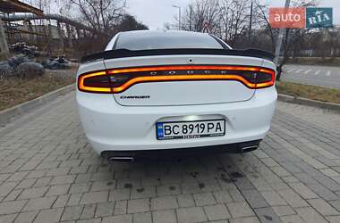 Седан Dodge Charger 2017 в 