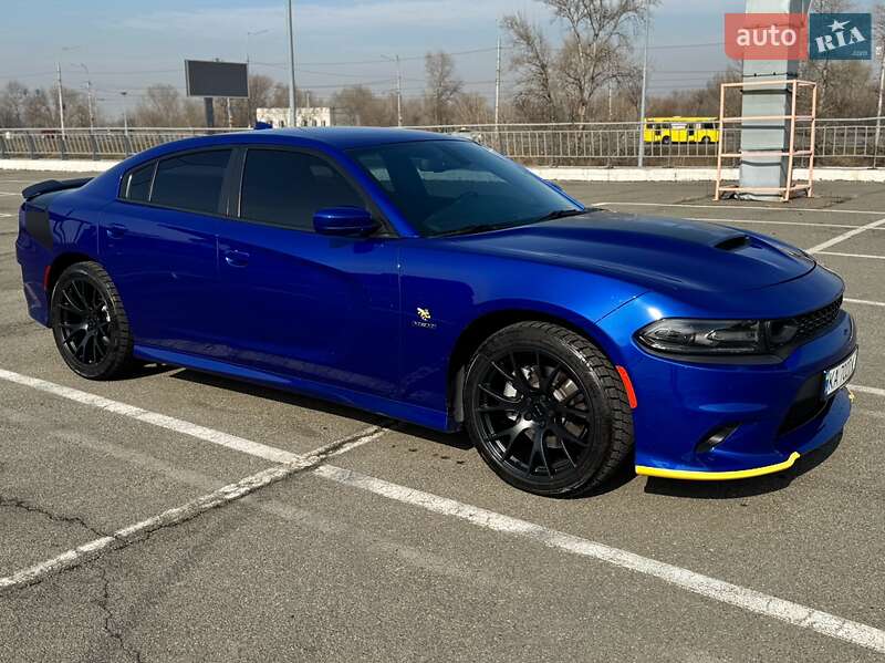 Седан Dodge Charger 2019 в Киеве