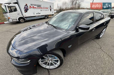 Седан Dodge Charger 2017 в 