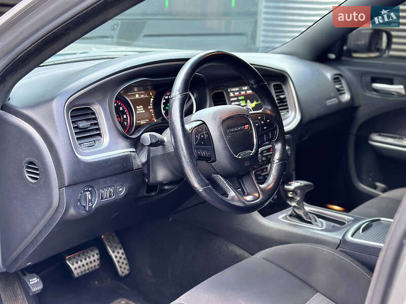 Седан Dodge Charger 2019 в Києві