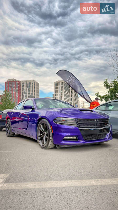 Dodge Charger 2016