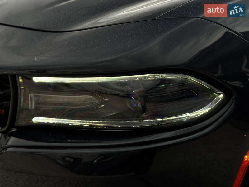 Седан Dodge Charger 2017 в Житомире